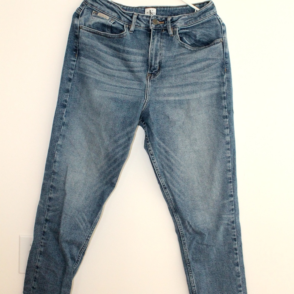 Calvin Klein high waisted mom jeans trendy